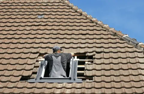 Pose de velux à Beychac-et-Caillau